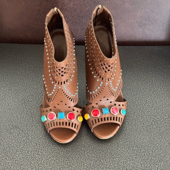 Authentic Gucci Brown Western Heeled Boots with Colorful Accents Perfect For U! - Picture 1 of 8